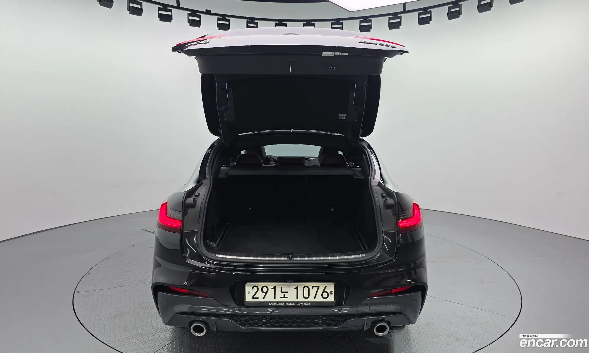 BMW X4 2020 WBAVJ9102L9C84365 — 18
