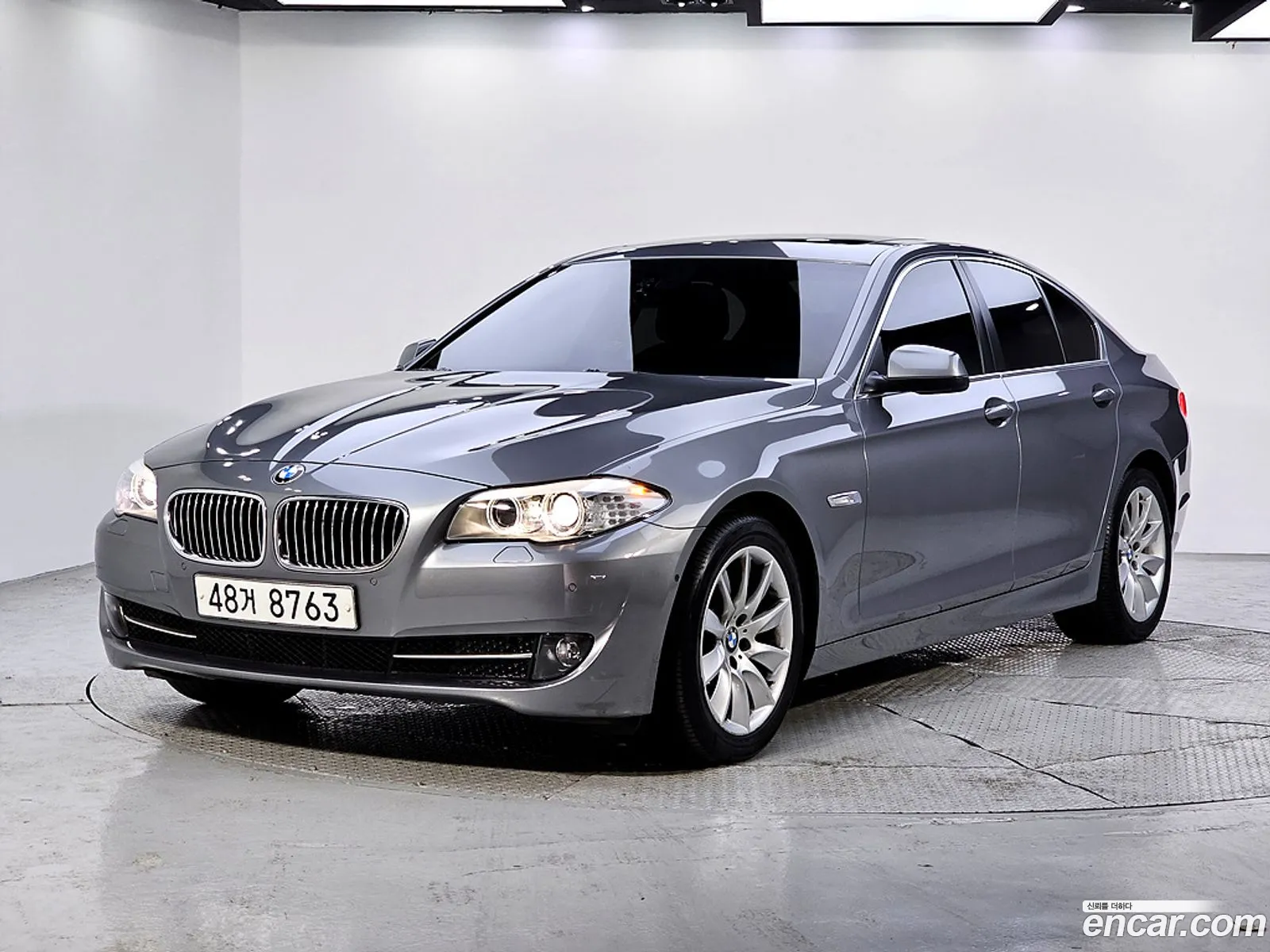 BMW 5 Series 2013 — 14