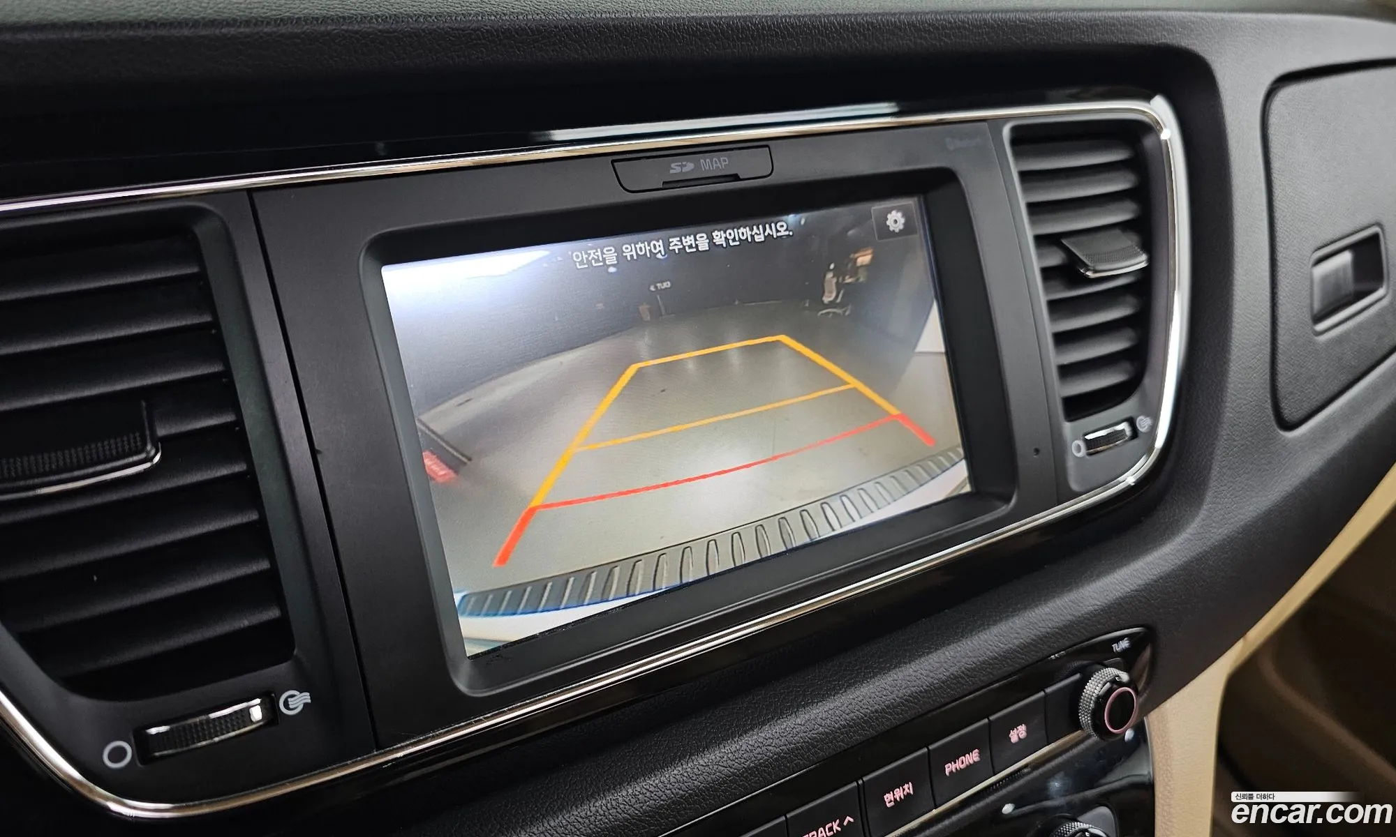 Kia Carnival 2016 KNAME81ABHS263408 — 19
