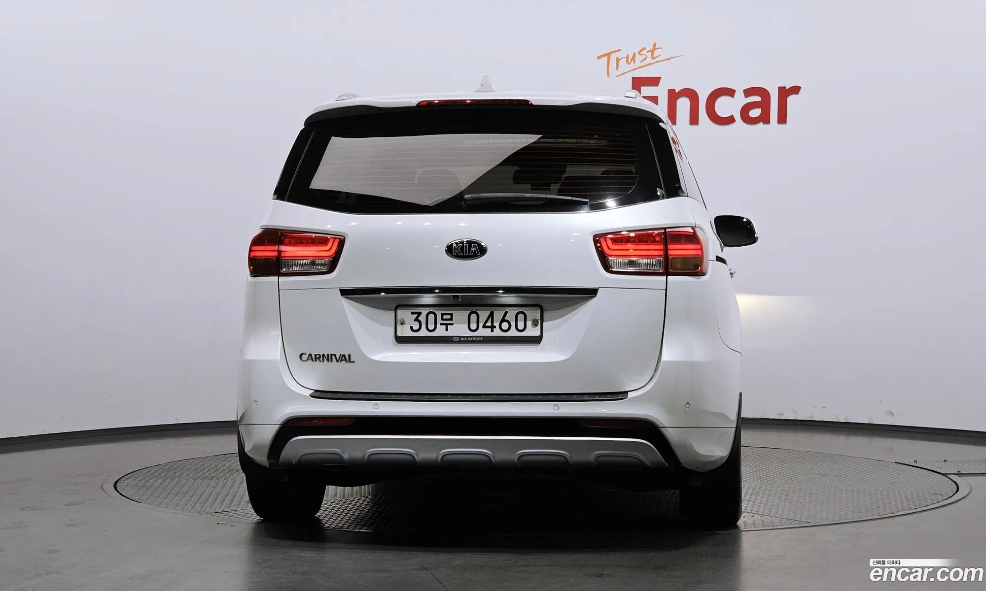 Kia Carnival 2016 KNAME81ABHS263408 — 11