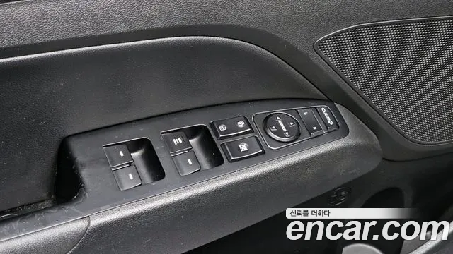 Hyundai Elantra AD 2016 — 9