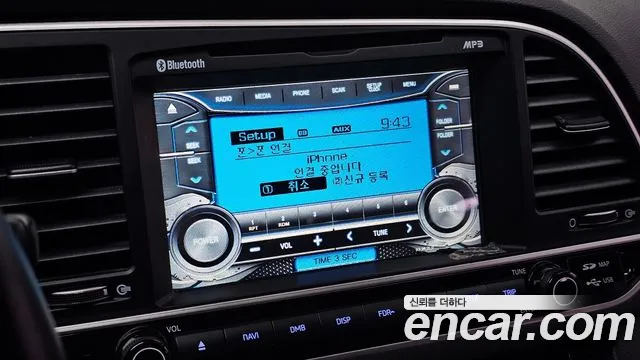 Hyundai Elantra AD 2016 — 16