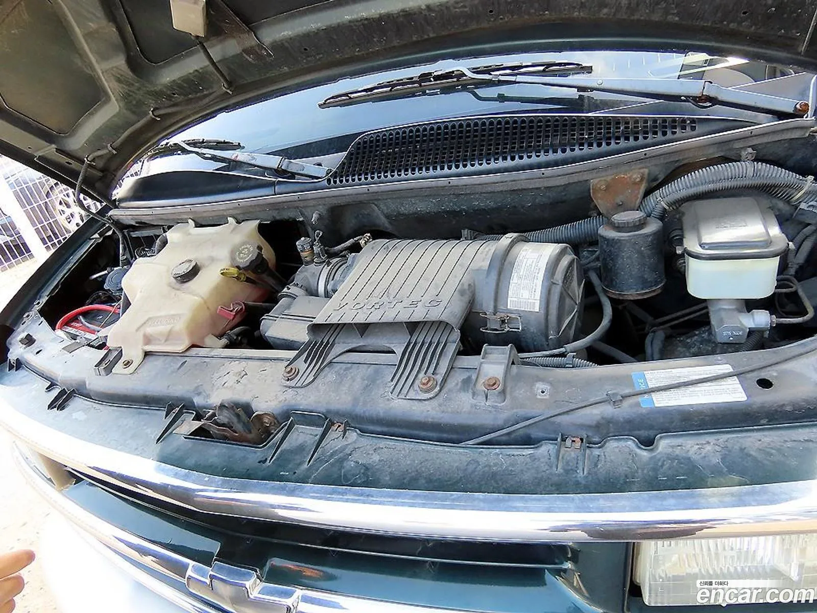Chevrolet Chevy Van 2002 — 20