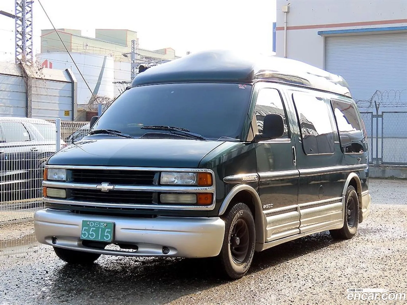 Chevrolet Chevy Van 2002 — 3