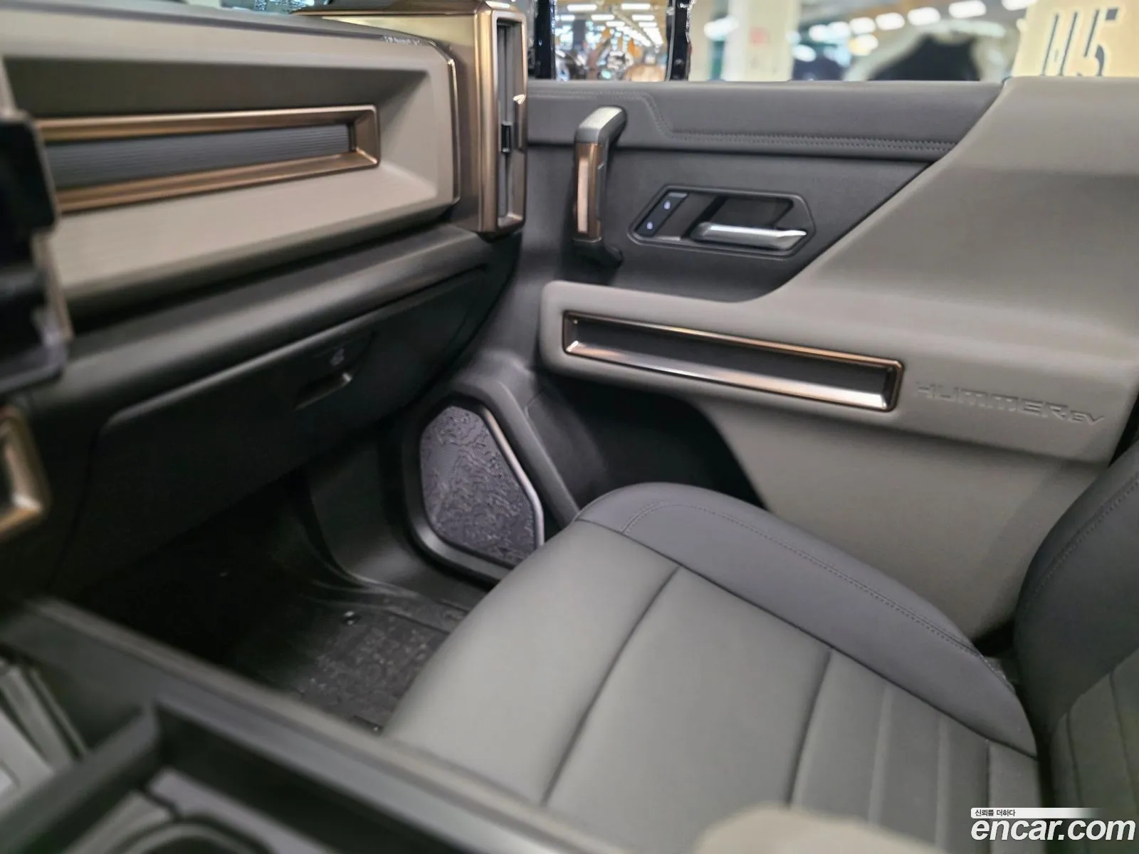 GMC Hummer EV 2025 — 12
