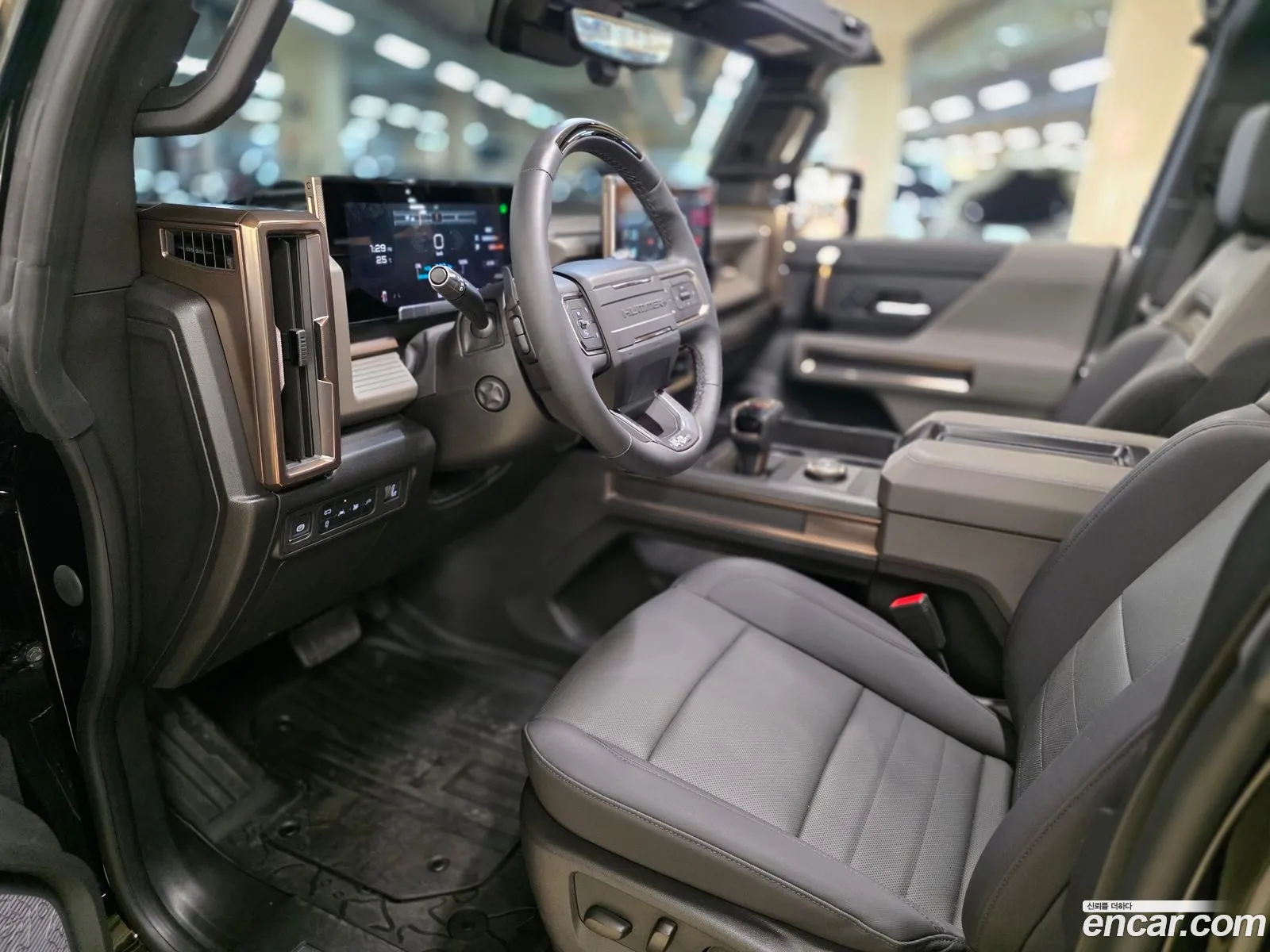 GMC Hummer EV 2025 — 11
