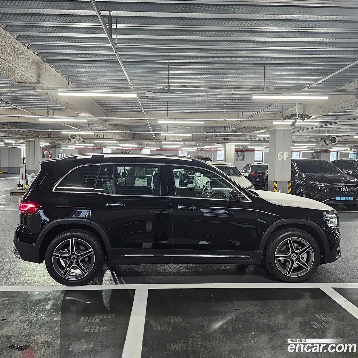 Mercedes-Benz GLB-Class X247 2023 — 8
