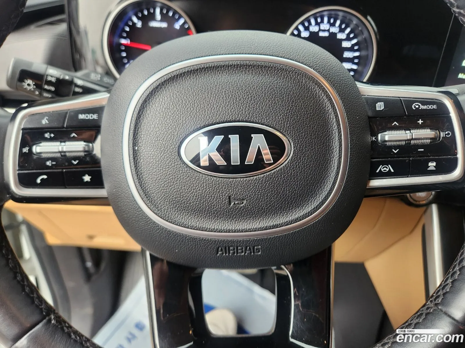 Kia Carnival 2020 — 15