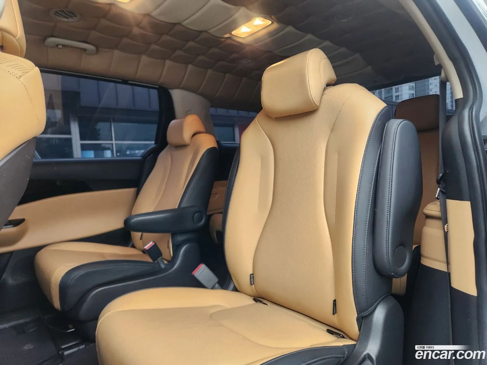 Kia Carnival 2020 — 18