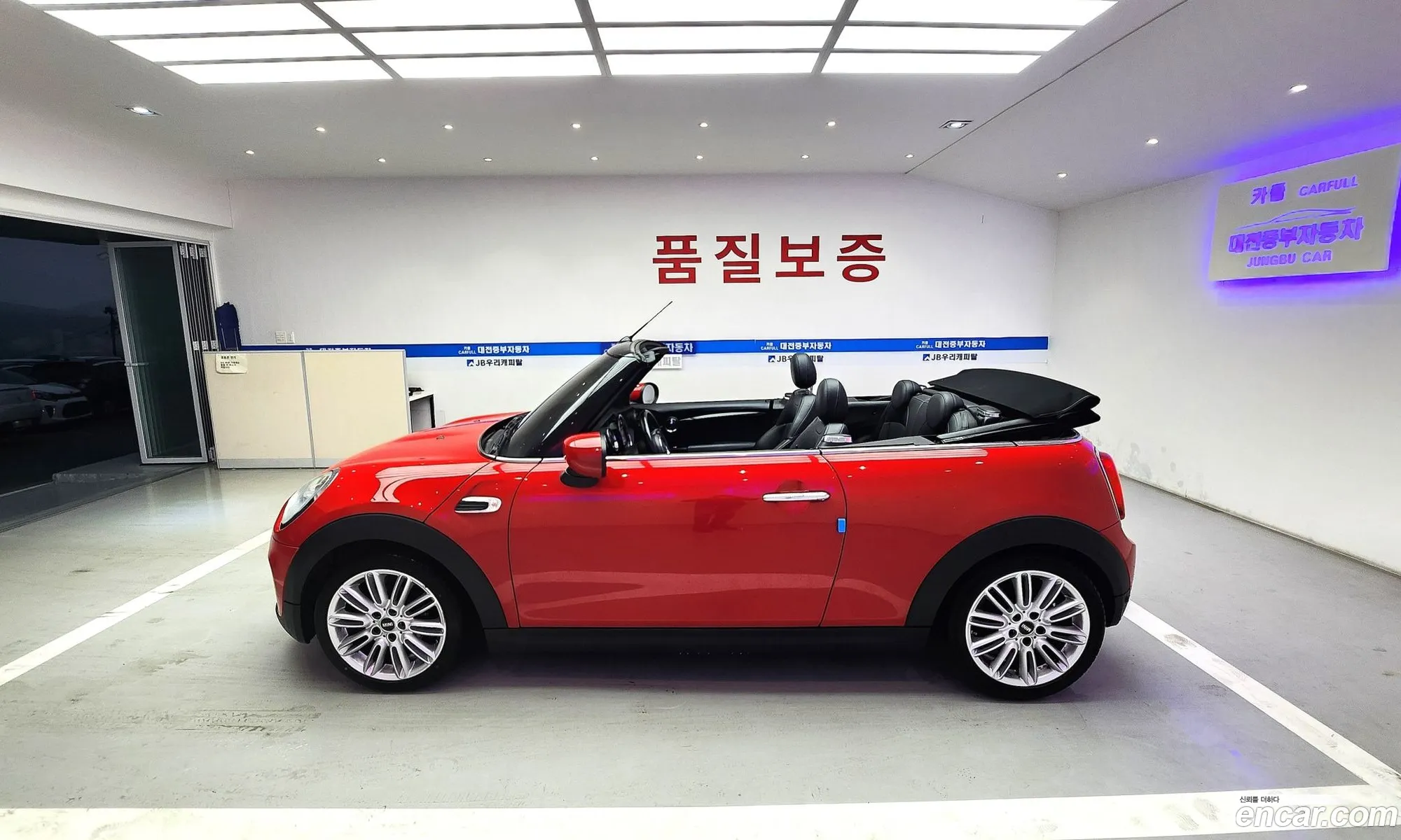 Mini Cooper Convertible 2020 — 6