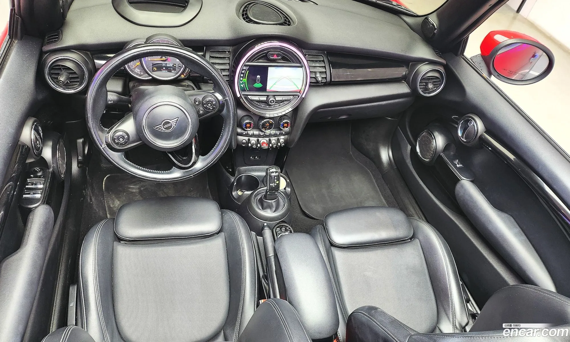 Mini Cooper Convertible 2020 — 9