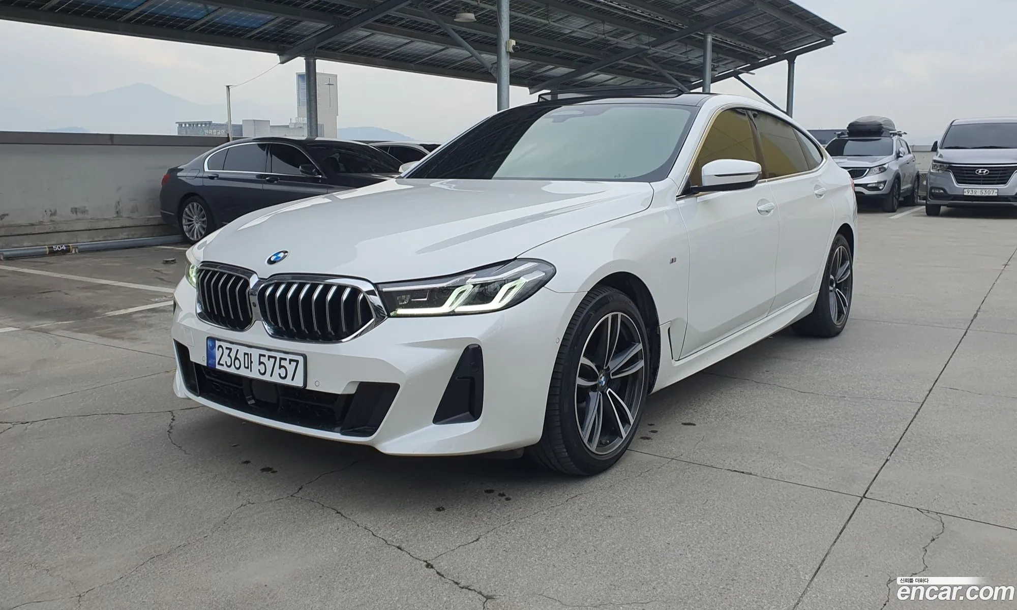 BMW 6 Series GT 2023 — 9