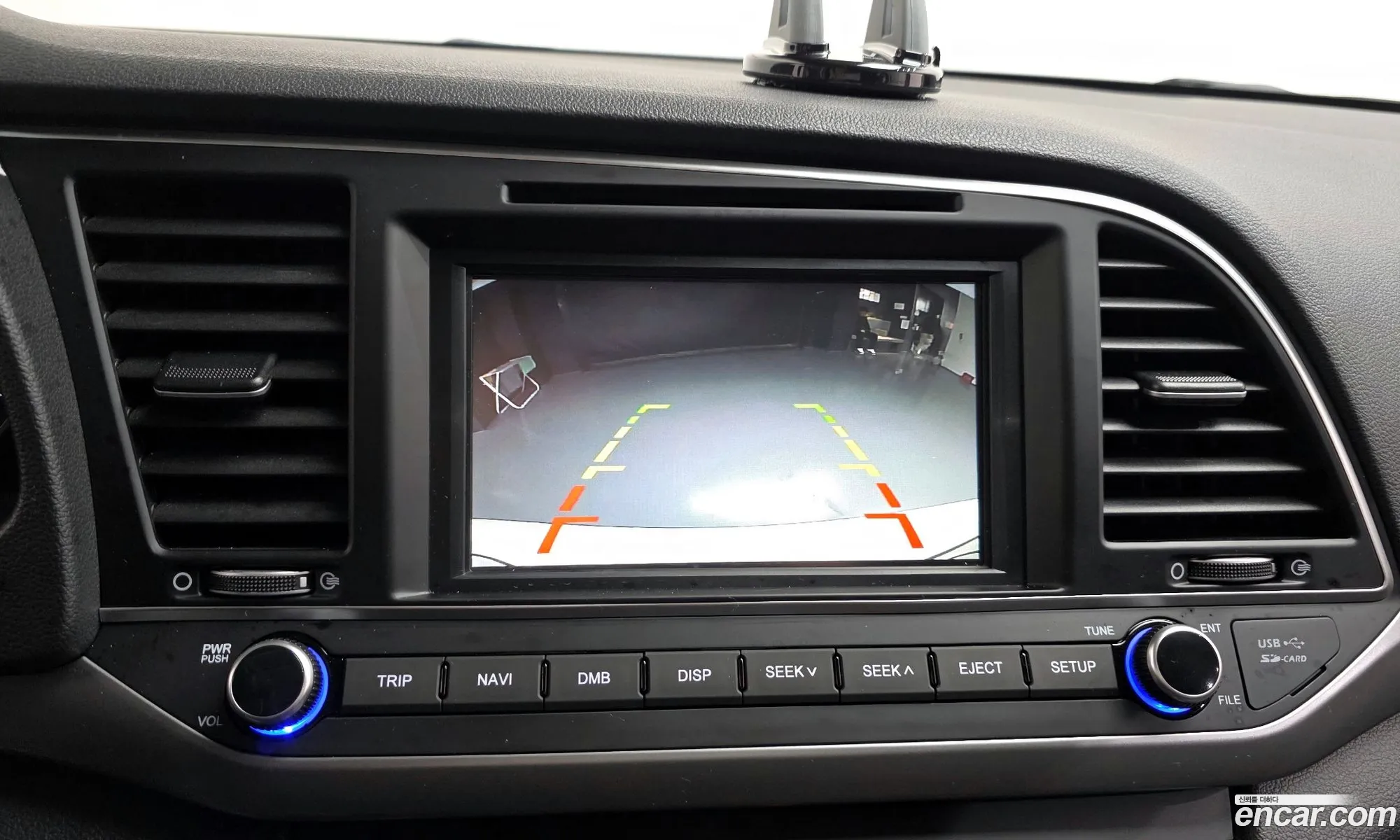Hyundai Elantra AD 2017 — 8
