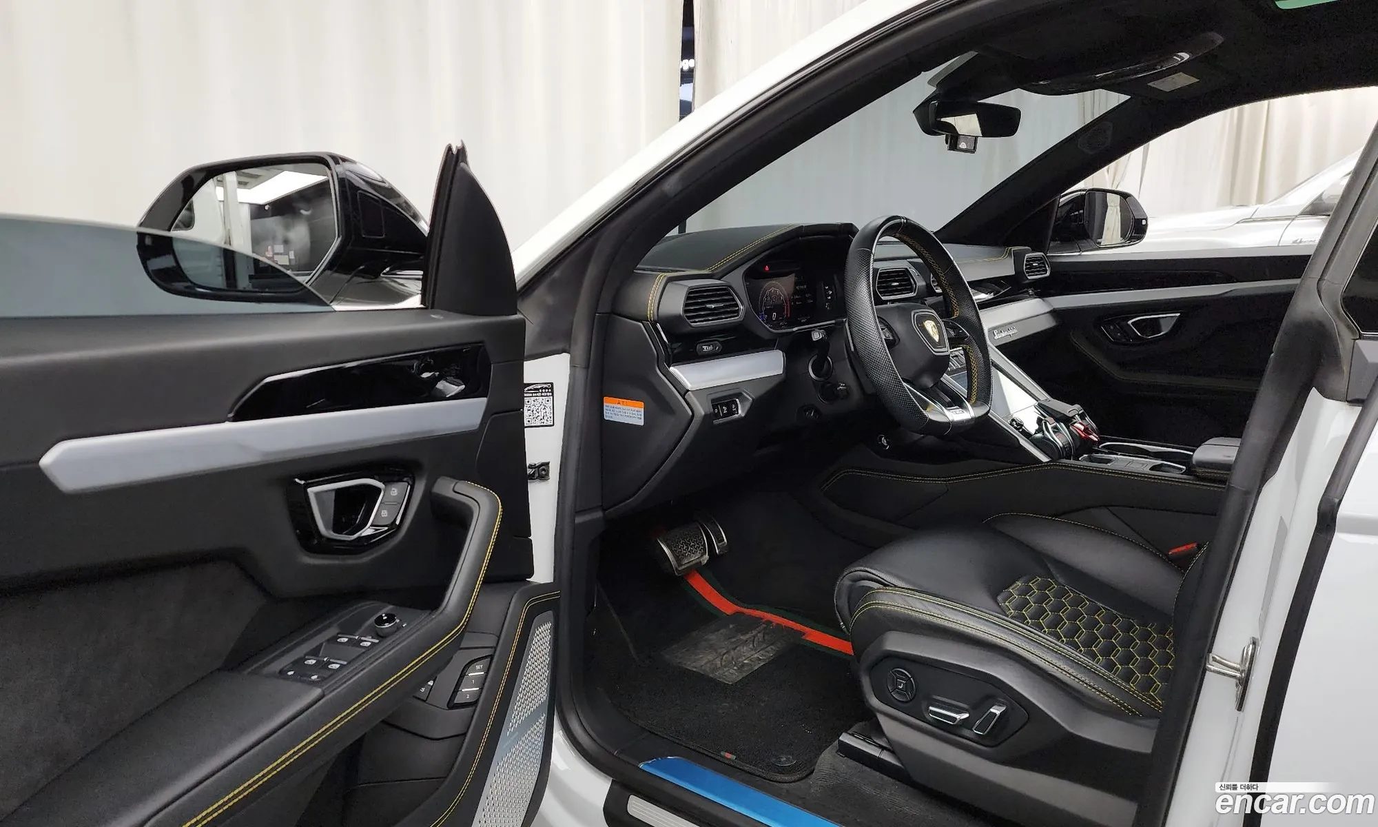 Lamborghini Urus 2020 ZPBEA1ZL0LLA09623 — 19