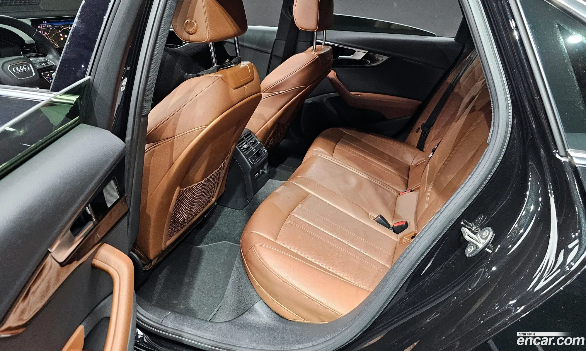Audi A4 2021 WAUZZZF46MA075312 — 17