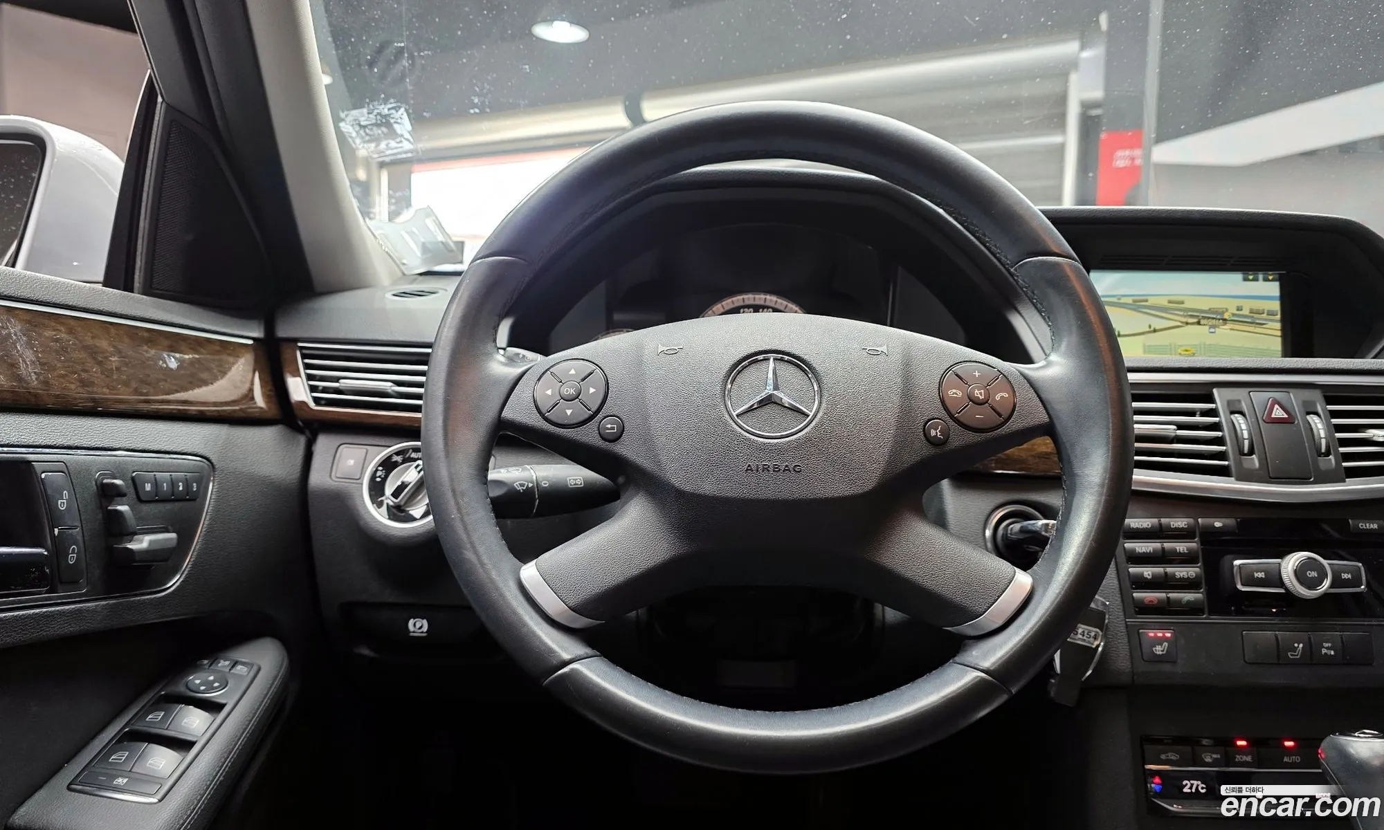 Mercedes-Benz E-Class W212 2011 WDDHF4JB6BA502149 — 7