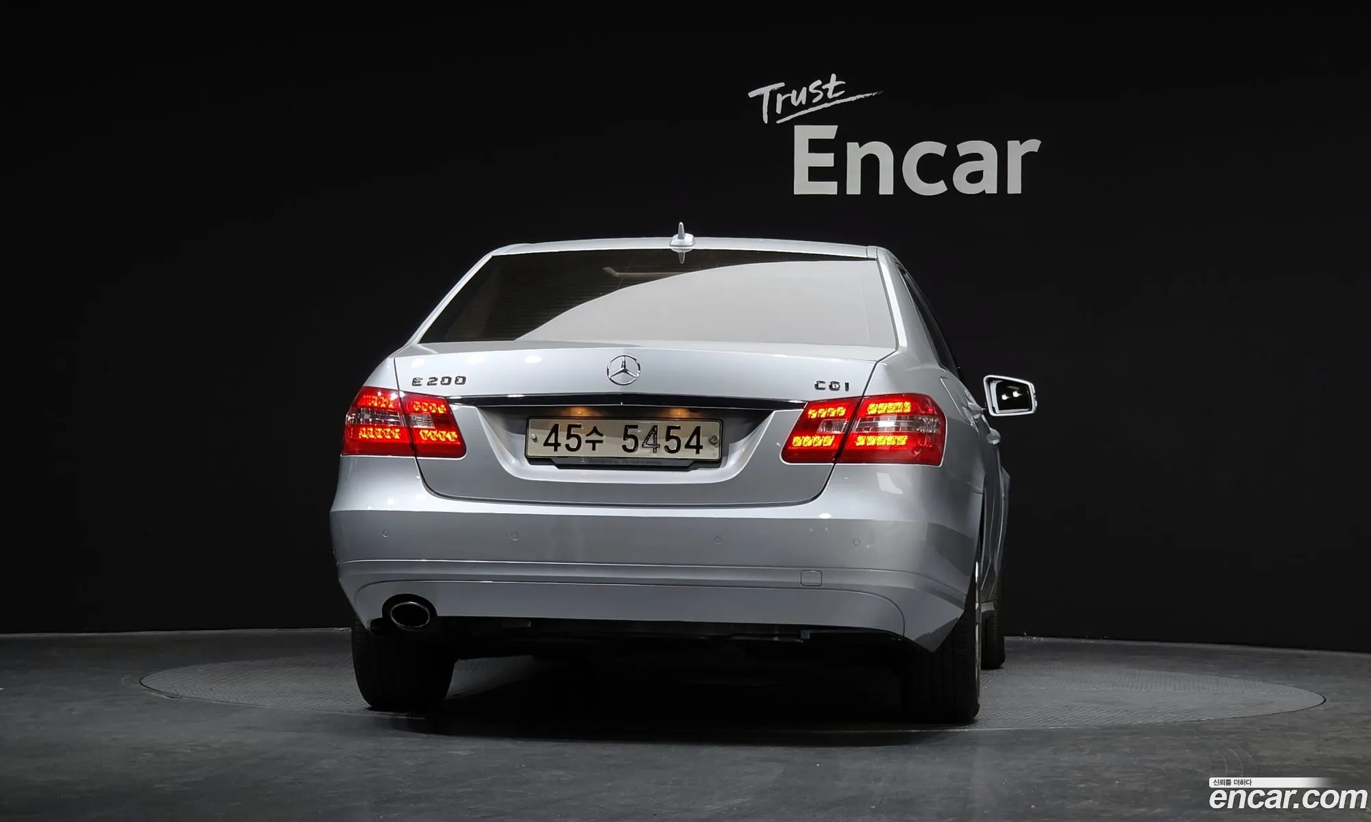 Mercedes-Benz E-Class W212 2011 WDDHF4JB6BA502149 — 11