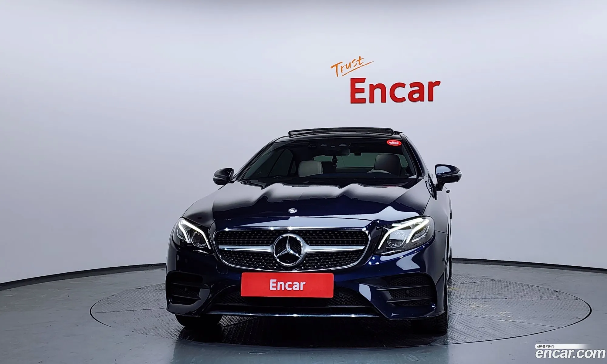 Mercedes-Benz E-Class W213 2018 WDD1J1EB8JF049257 — 17
