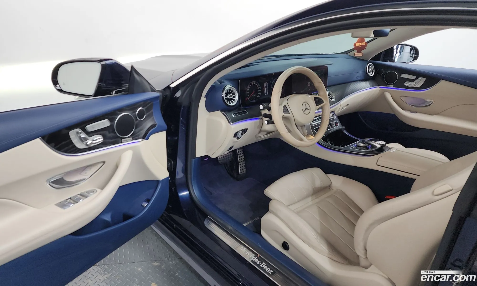 Mercedes-Benz E-Class W213 2018 WDD1J1EB8JF049257 — 8