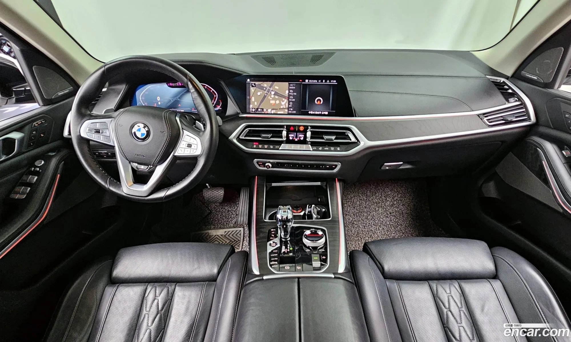 BMW X7 2021 — 17