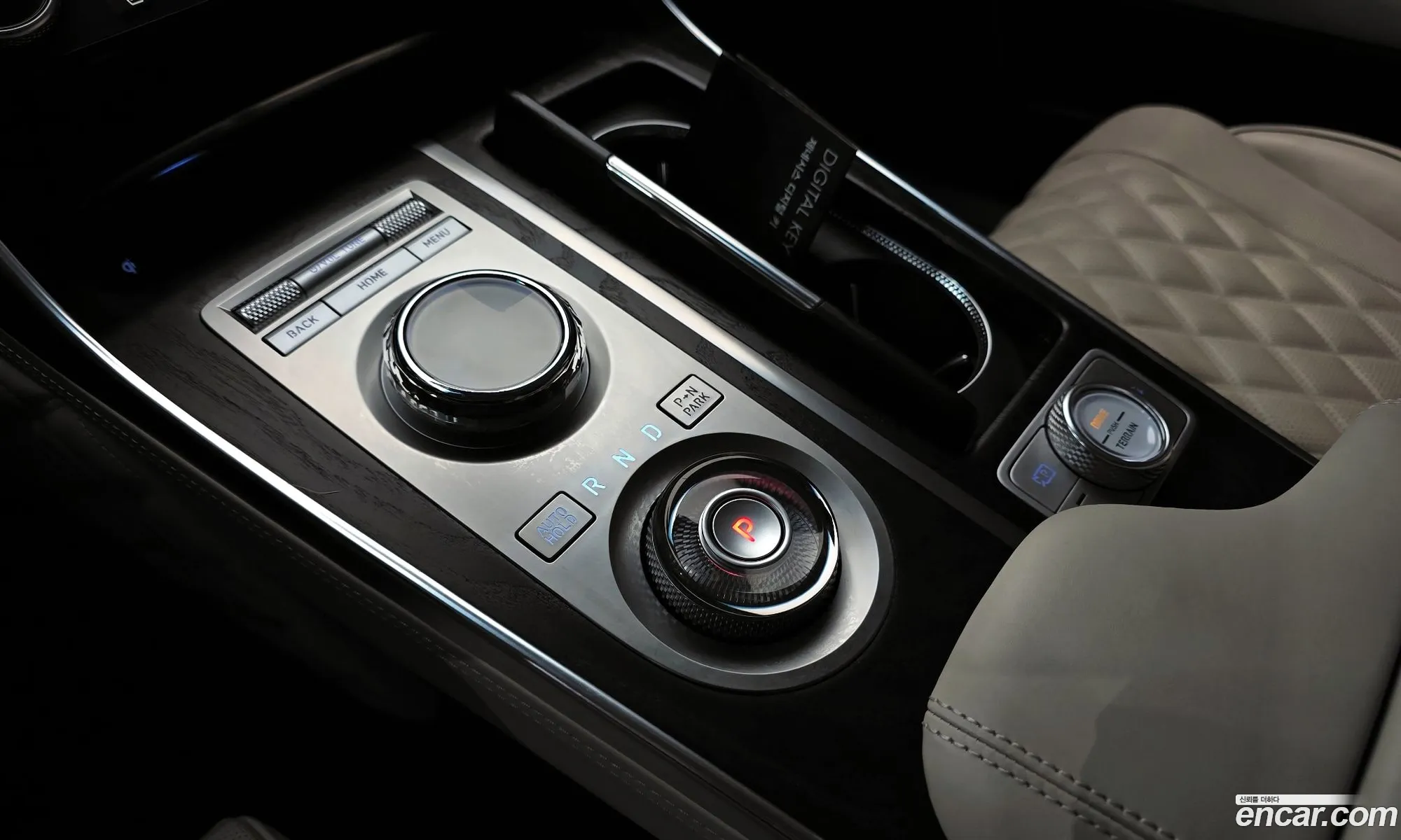 Genesis GV80 2023 — 14