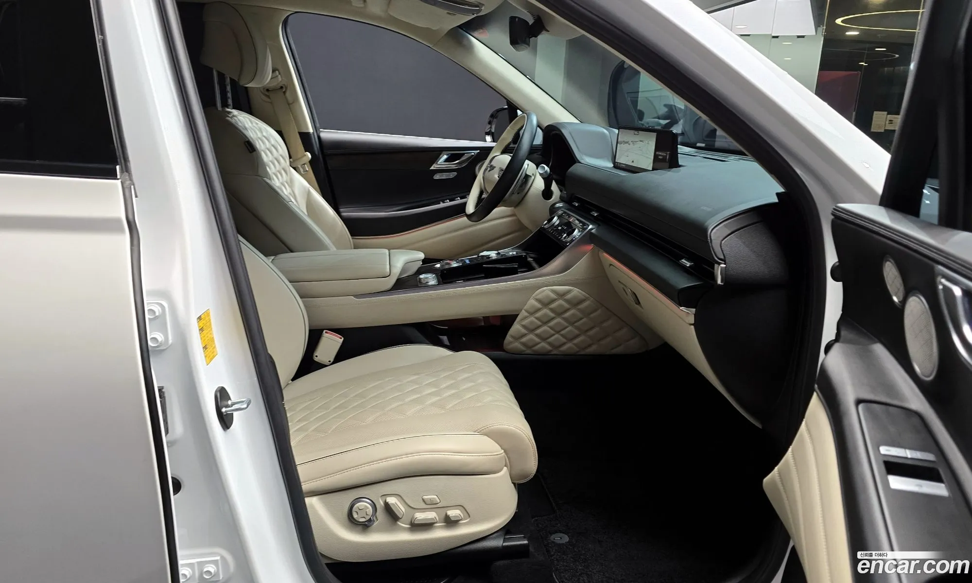 Genesis GV80 2023 — 8