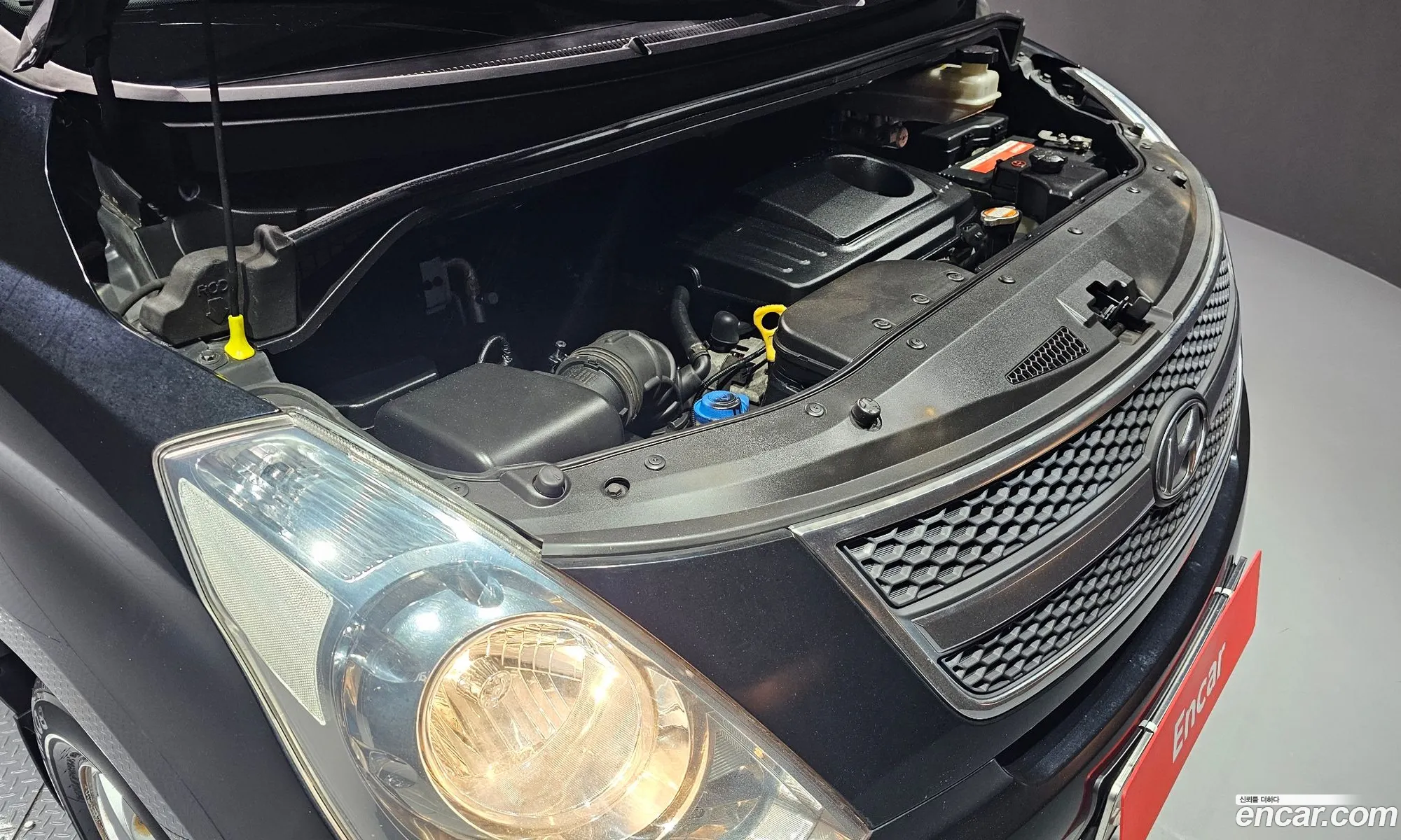 Hyundai Grand Starex 2012 — 3