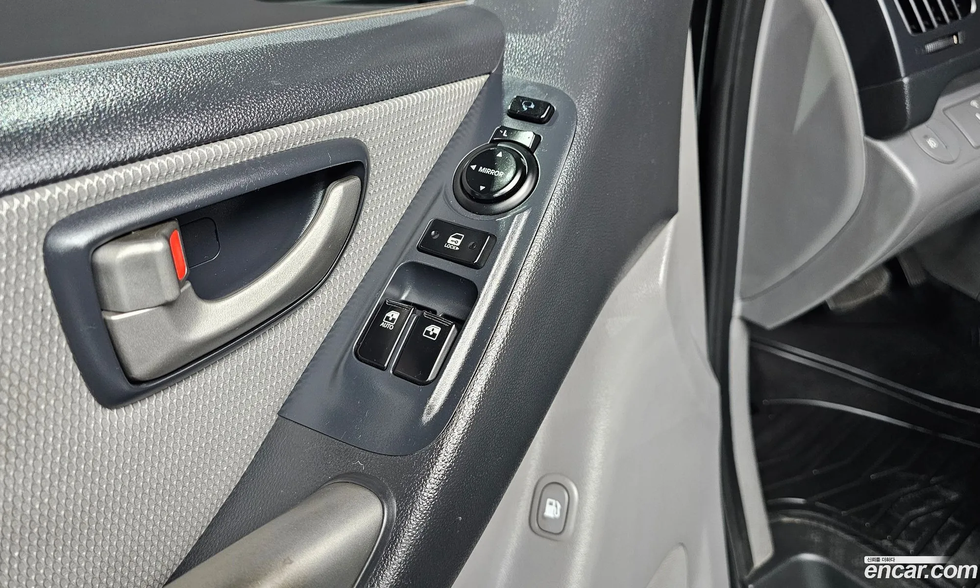 Hyundai Grand Starex 2012 — 10