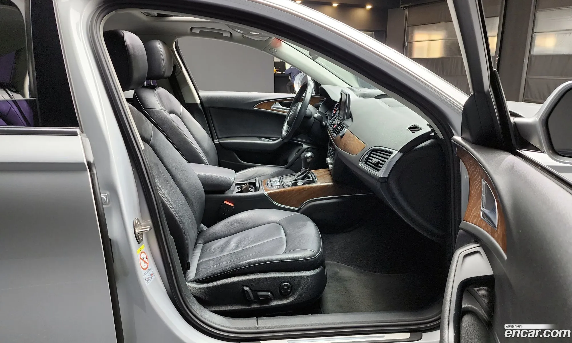 Audi A6 2015 — 18