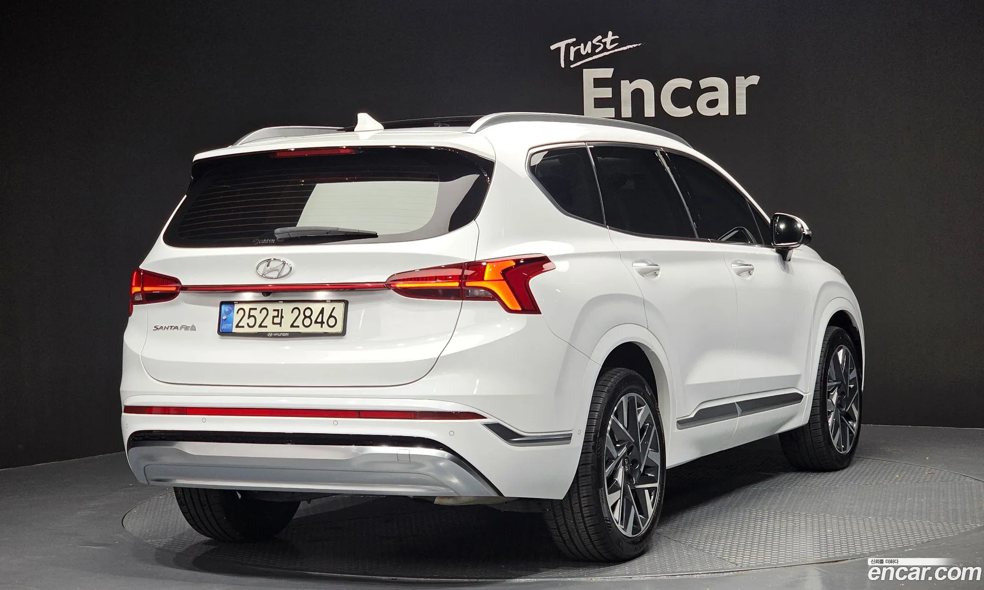 Hyundai Santa Fe 2021 — 13