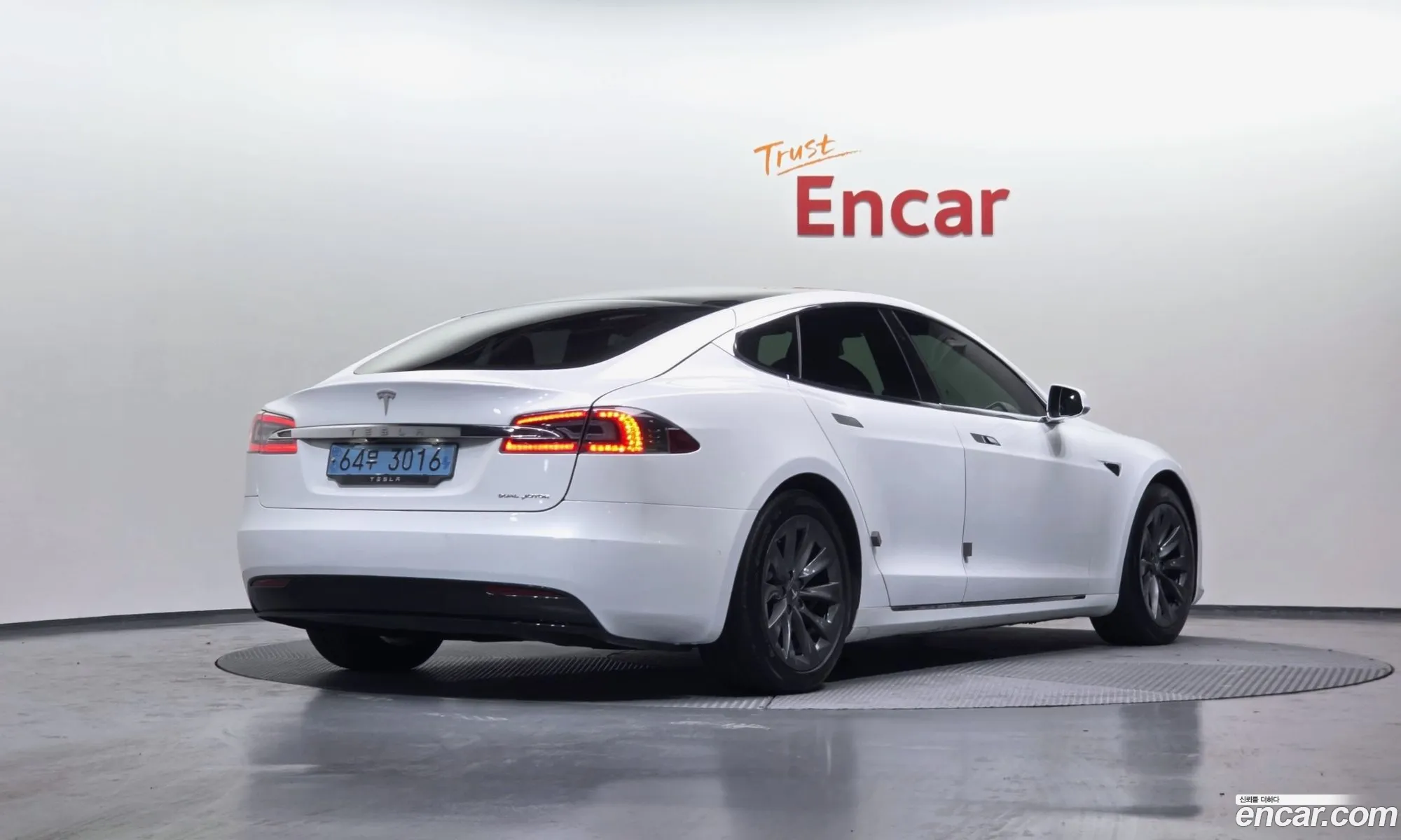 Tesla Model S 2020 5YJSA1E24LF367656 — 18