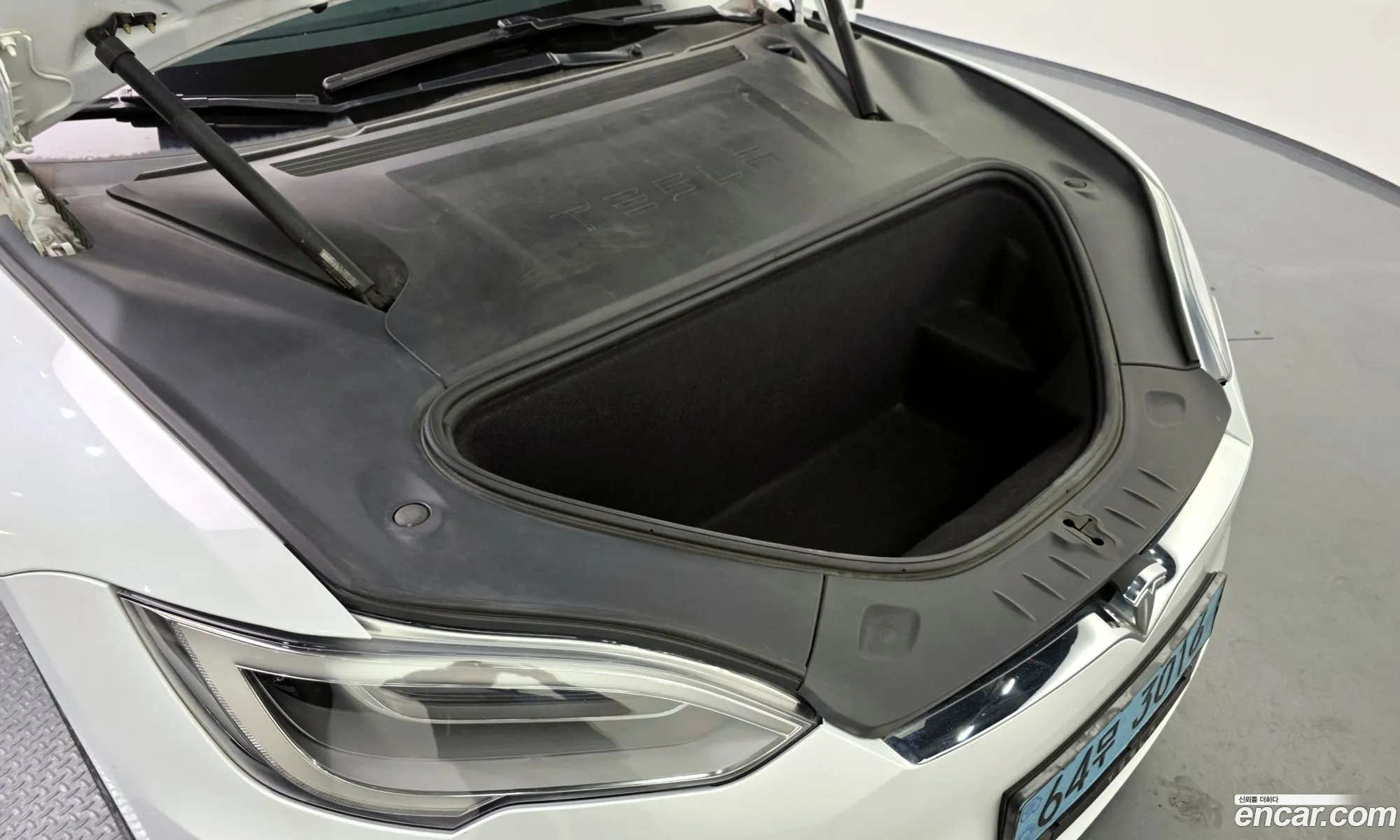 Tesla Model S 2020 5YJSA1E24LF367656 — 10