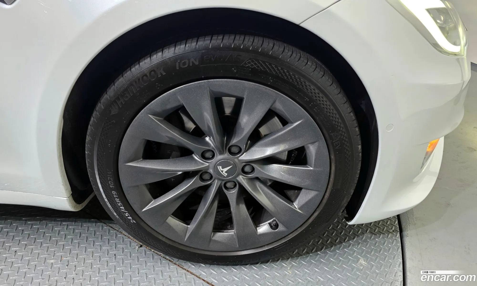 Tesla Model S 2020 5YJSA1E24LF367656 — 6