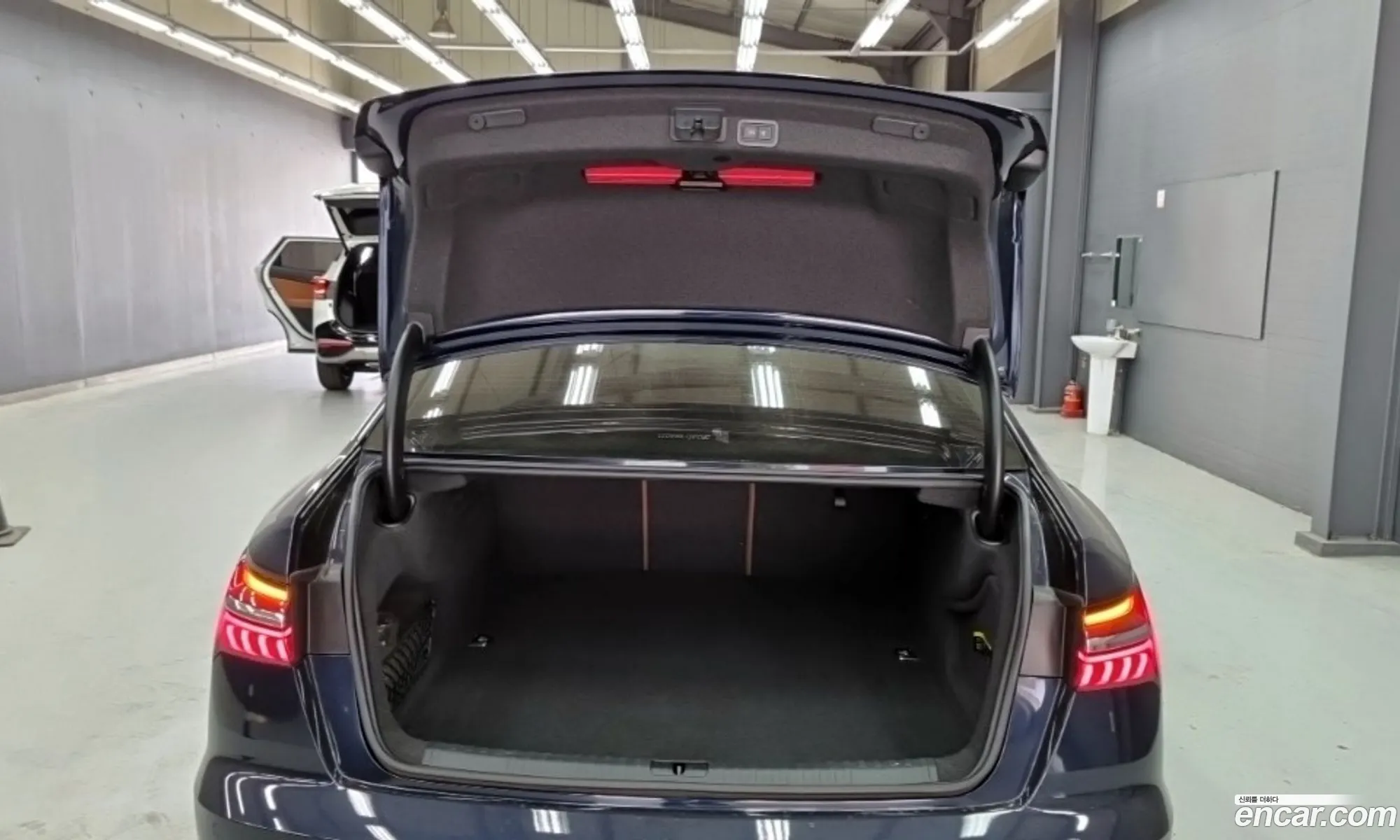 Audi A6 2020 WAUZZZF24LN051502 — 17