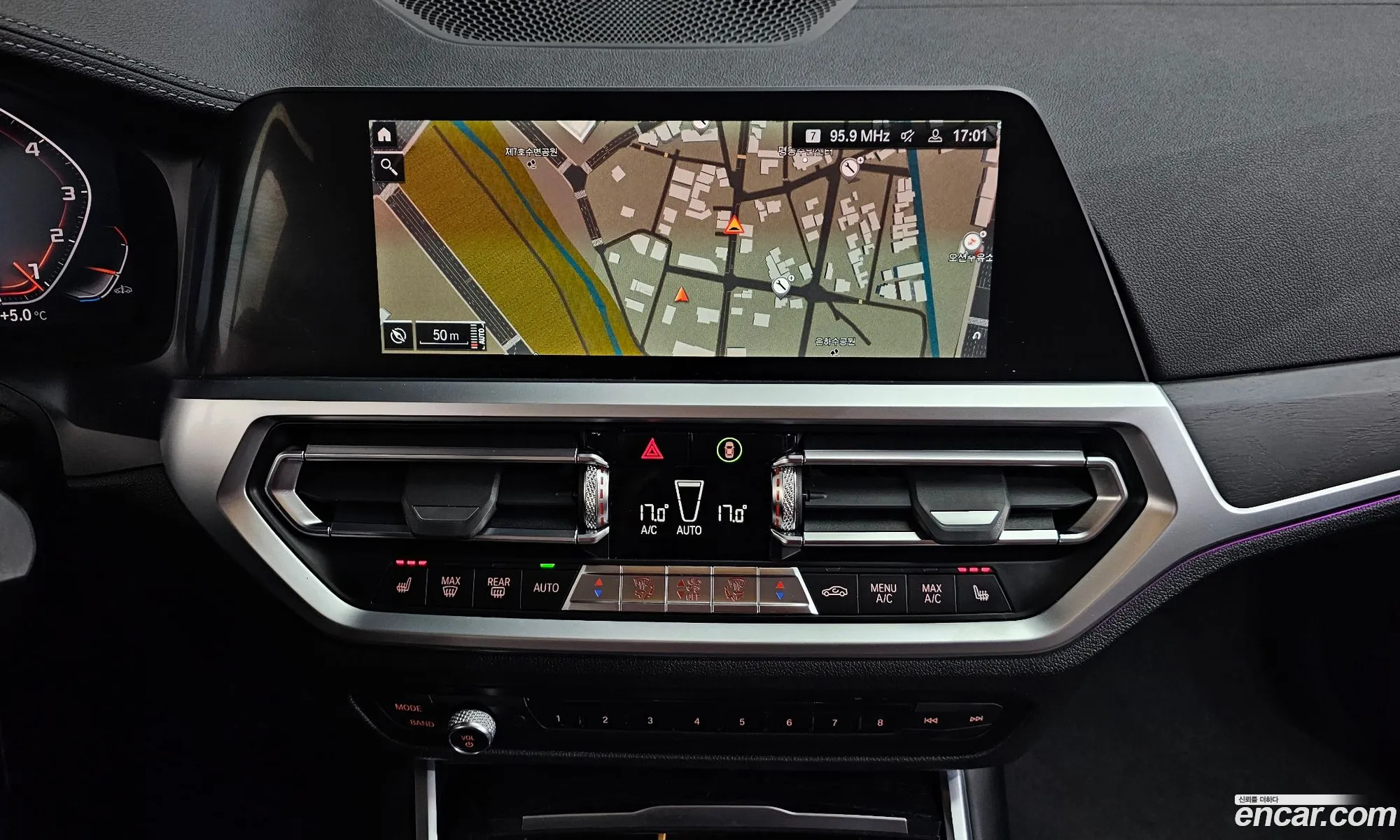 BMW 3 Series 2020 — 10