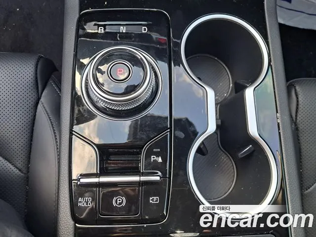 Kia K5 2025 — 10