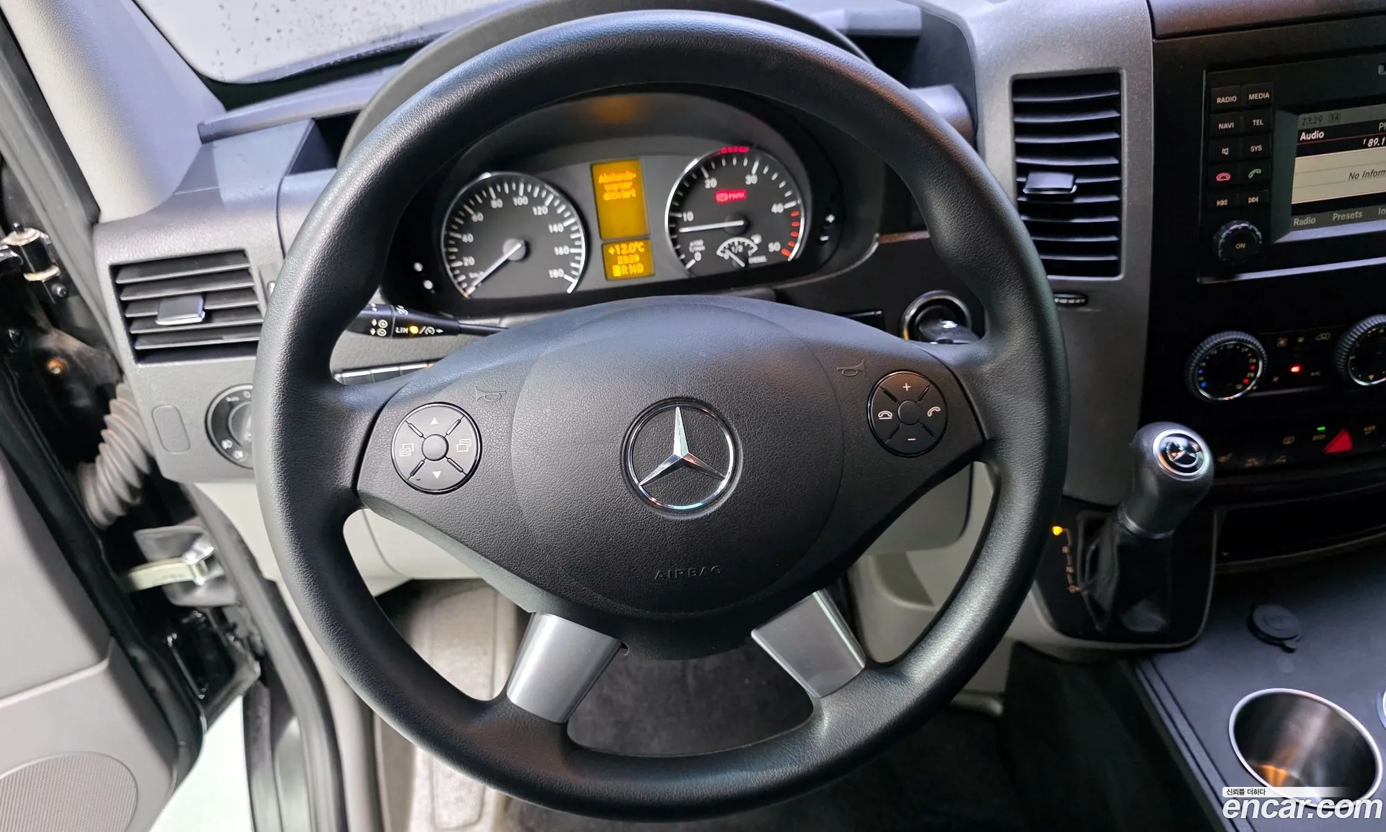 Mercedes-Benz Sprinter 2017 WDB906733HP306141 — 15