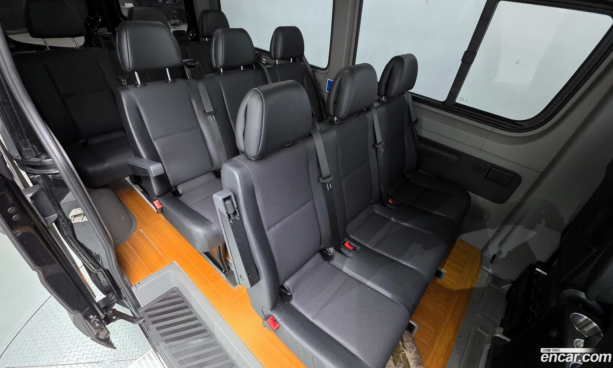 Mercedes-Benz Sprinter 2017 WDB906733HP306141 — 6
