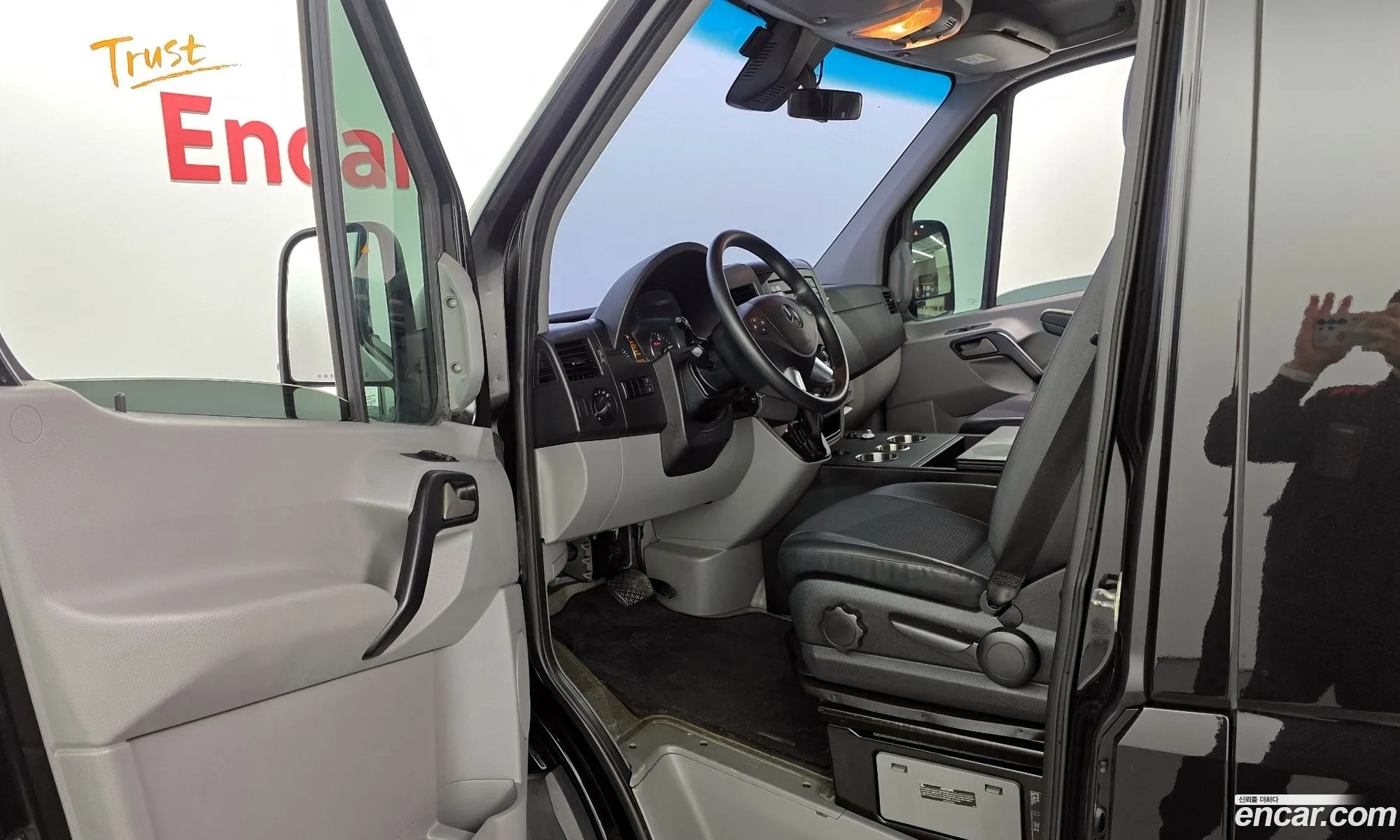 Mercedes-Benz Sprinter 2017 WDB906733HP306141 — 12