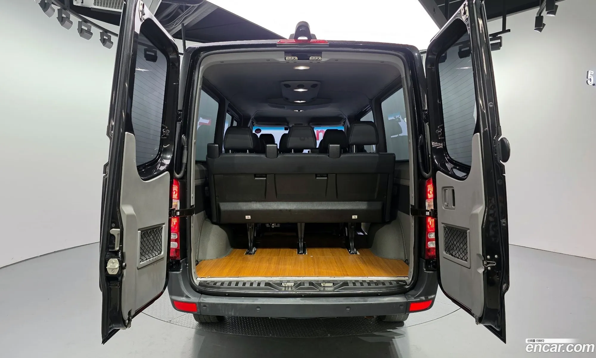 Mercedes-Benz Sprinter 2017 WDB906733HP306141 — 17