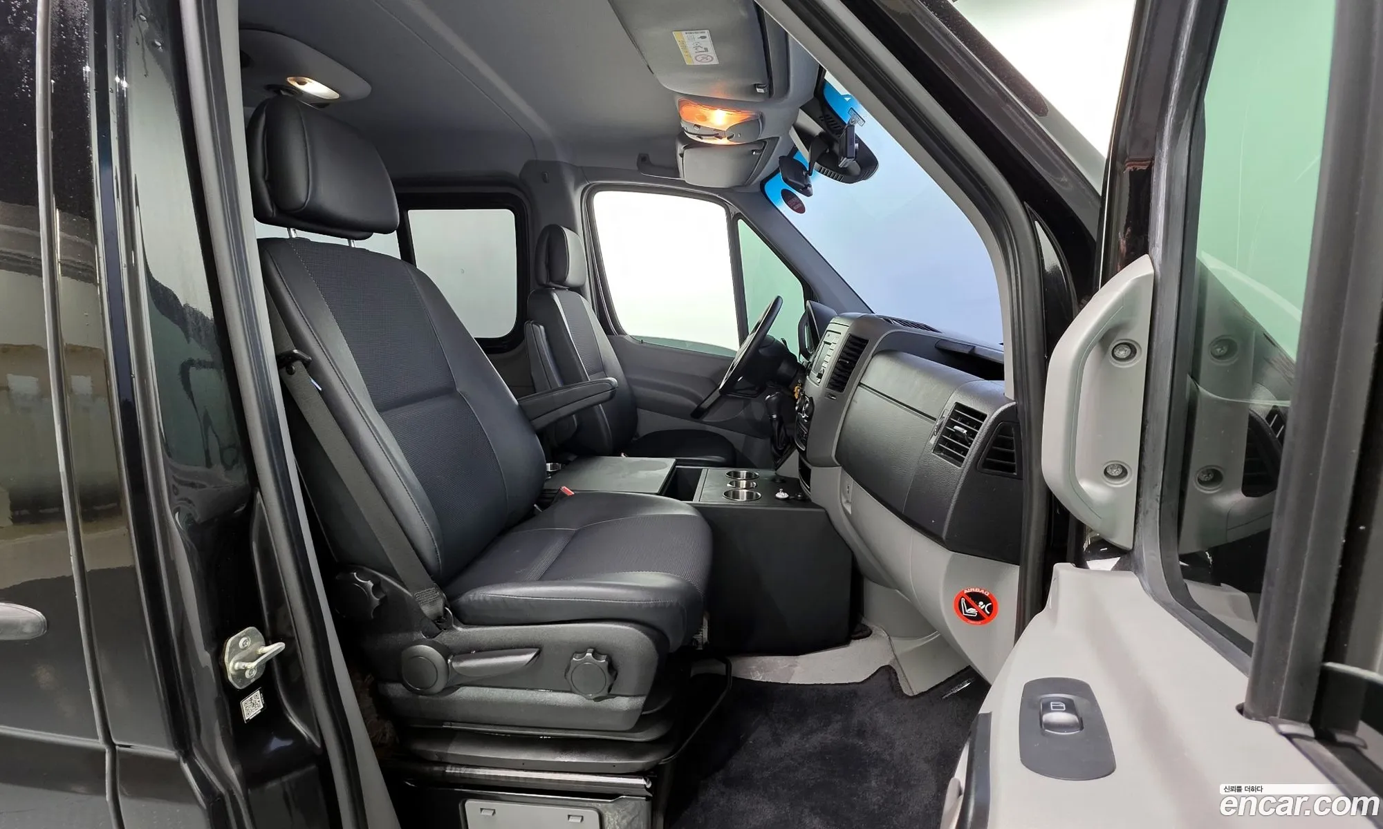 Mercedes-Benz Sprinter 2017 WDB906733HP306141 — 10