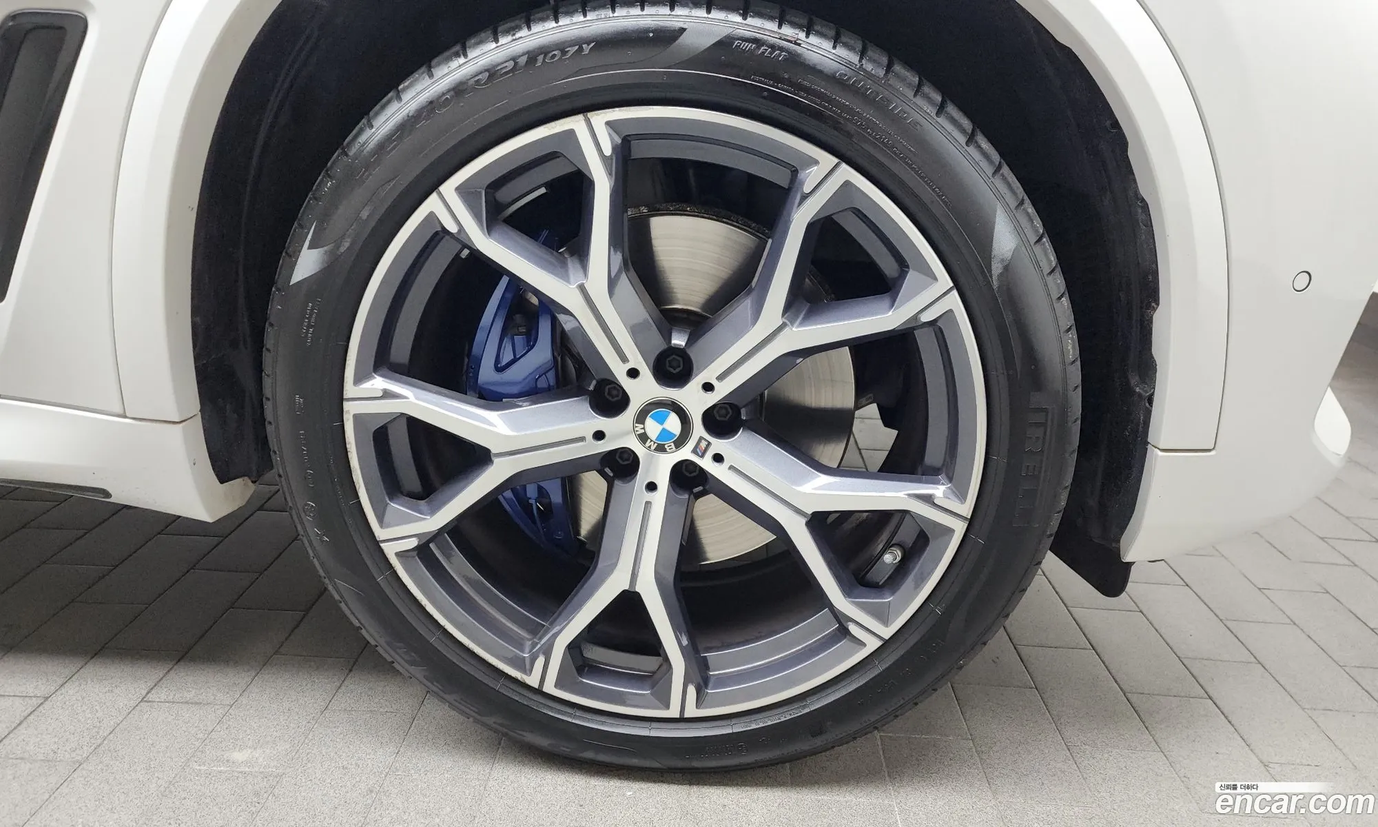 BMW X5 2021 — 20