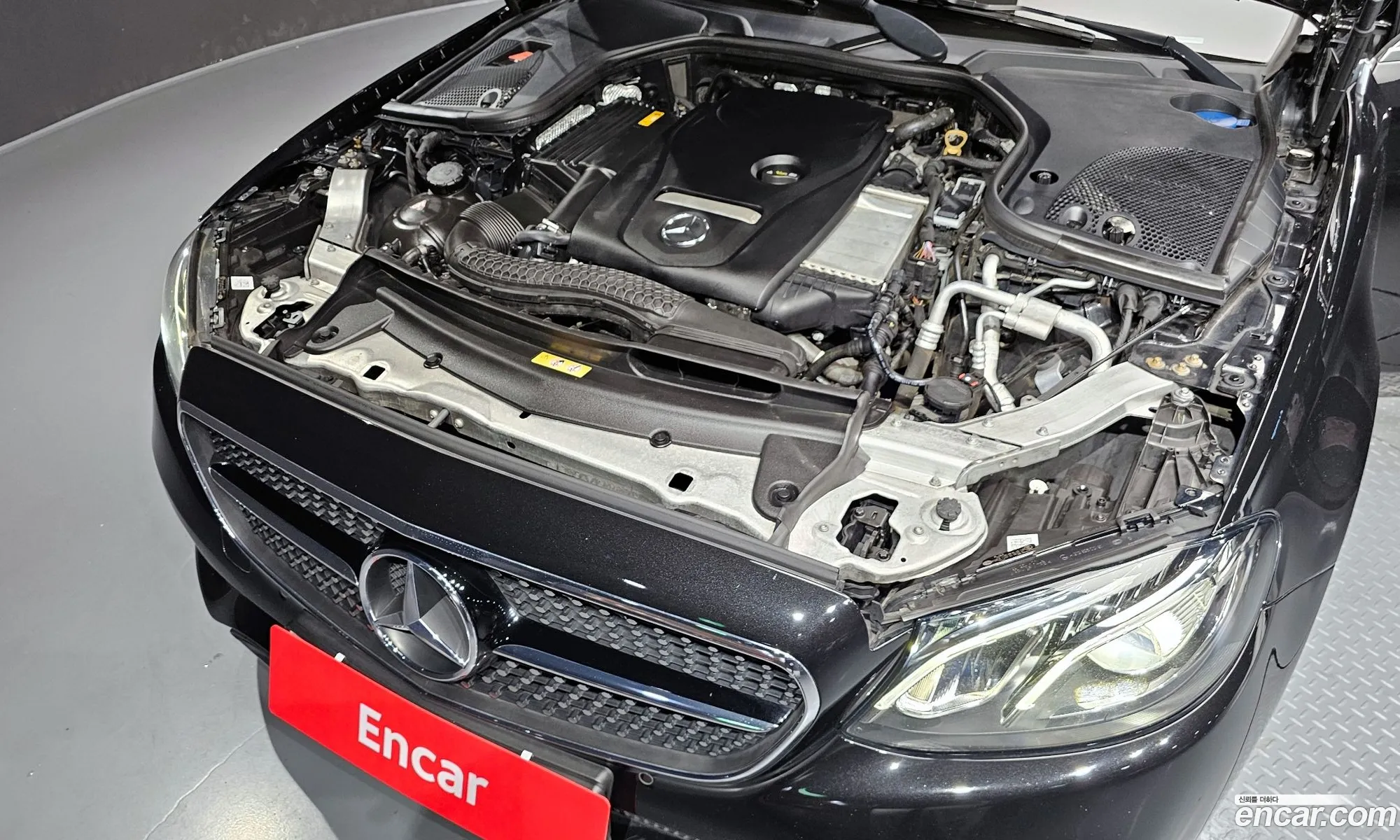 Mercedes-Benz E-Class W213 2019 WDDZF4FB2LA742250 — 17