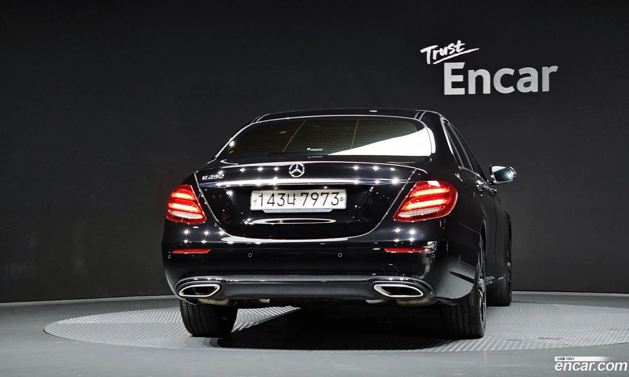 Mercedes-Benz E-Class W213 2019 WDDZF4FB2LA742250 — 4