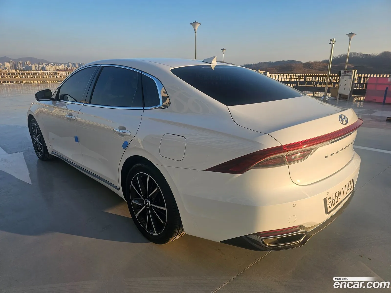 Hyundai Grandeur IG 2022 — 19