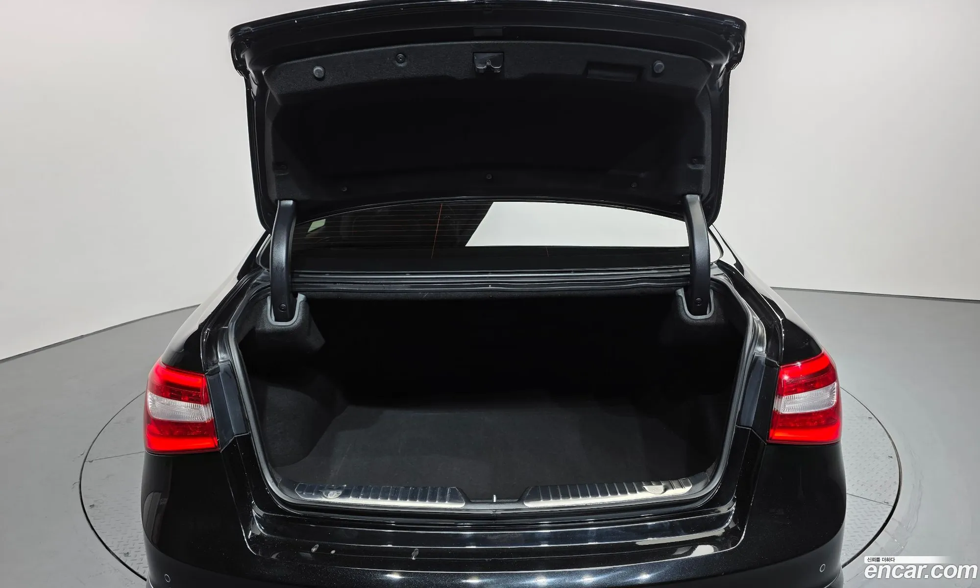 Kia K7 2015 — 19
