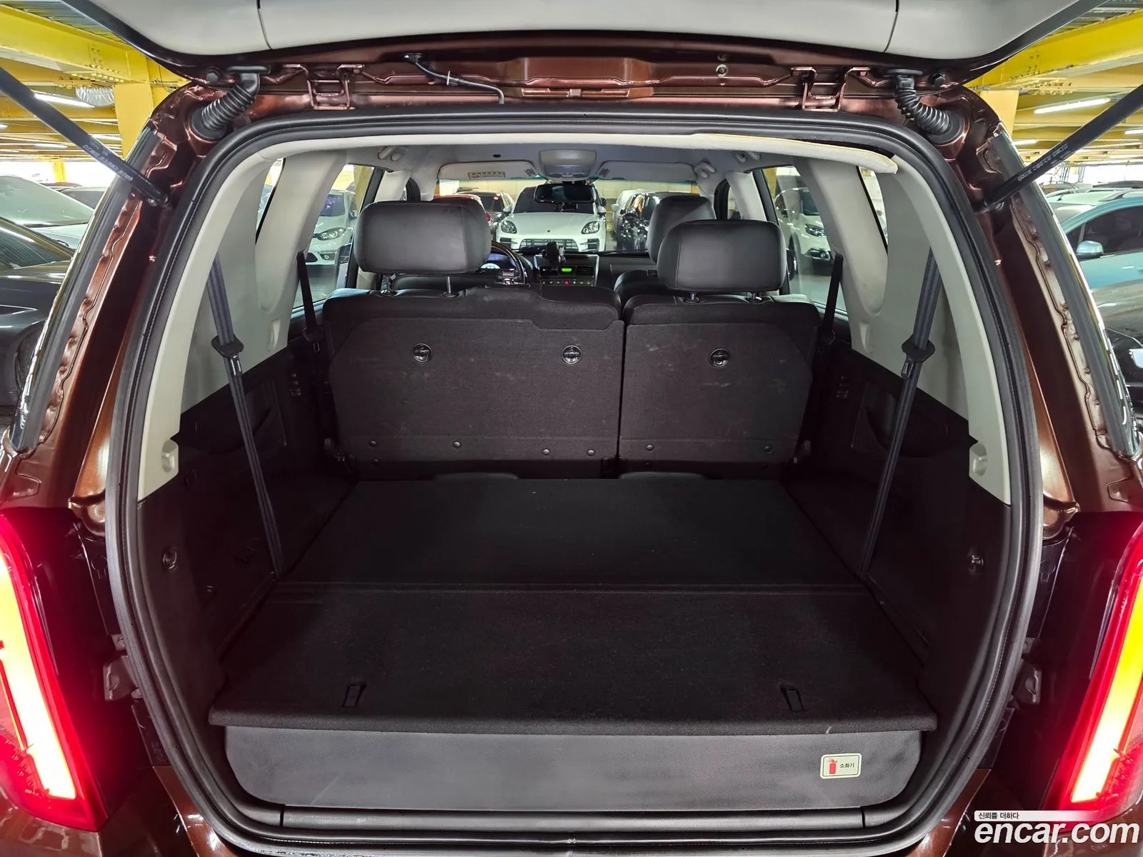 KG Mobility (SsangYong) Rexton W 2014 — 16