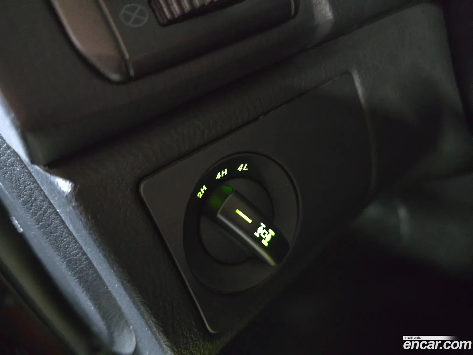 KG Mobility (SsangYong) Rexton W 2014 — 10