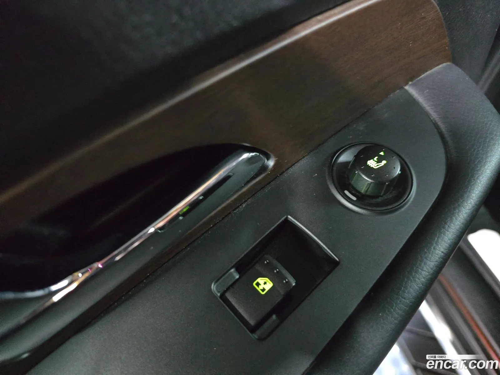 KG Mobility (SsangYong) Rexton W 2014 — 11