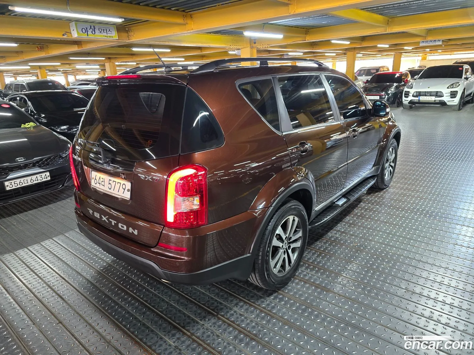 KG Mobility (SsangYong) Rexton W 2014 — 6